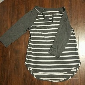 Quarter length striped shirt